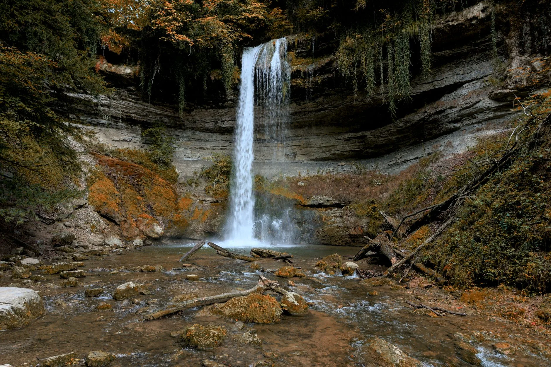 Jour 2 : cascades du Hérisson et lacs de la région des lacs